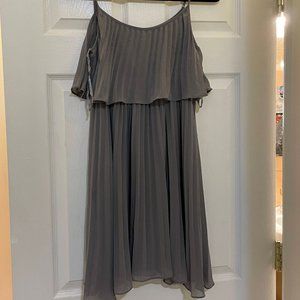 Flowy grey Parella size S dress